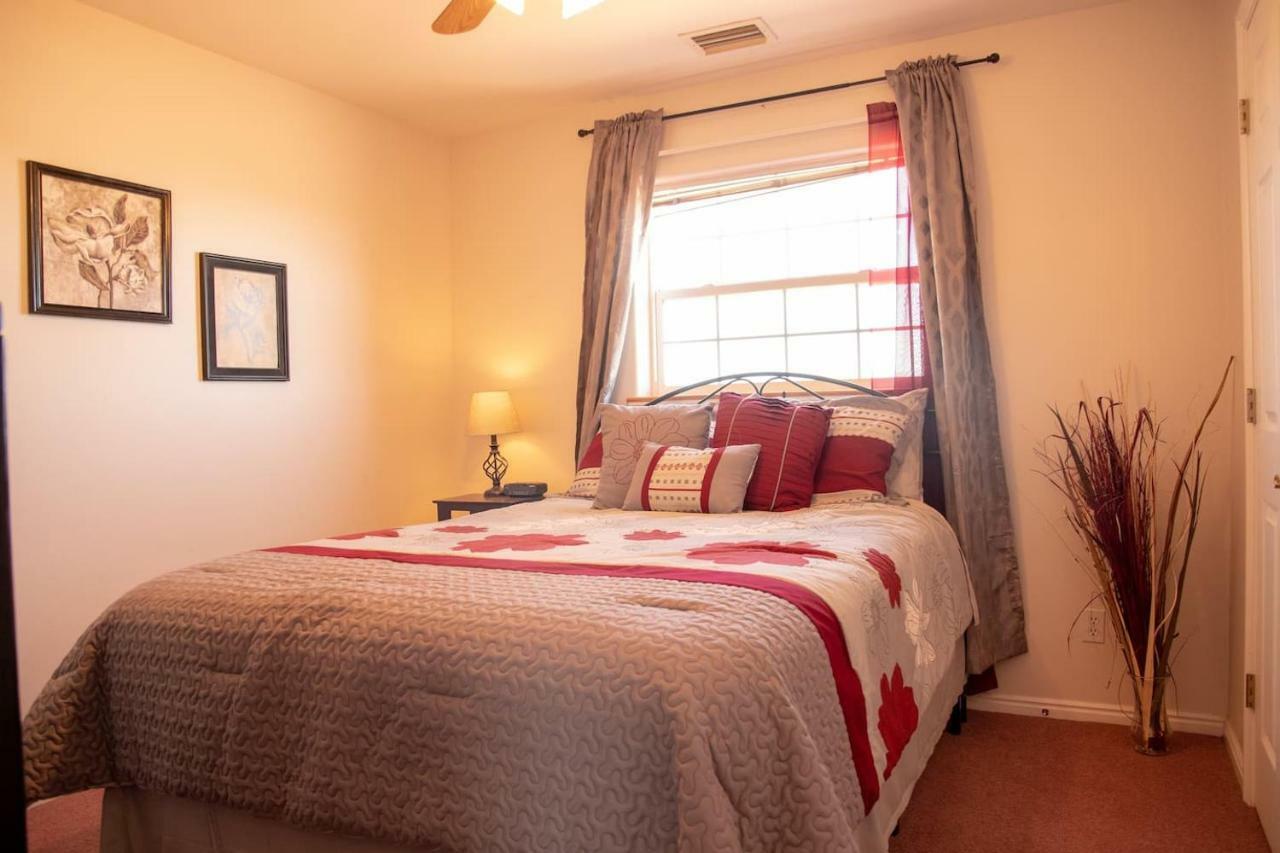 עמוד Wahweap Ranch - 8-Bedroom Lake Powell Vacation House מראה חיצוני תמונה